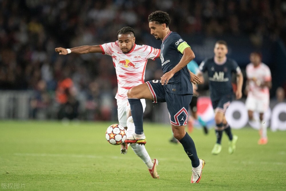 包含莱比锡迎战PSG：火花不断的词条